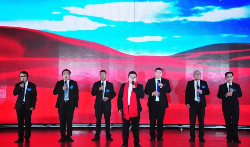 “感恩相伴?筑夢同行”——龍港集團(tuán)2019新春年會盛大舉行！