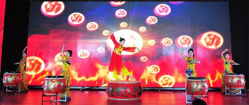 “感恩相伴?筑夢同行”——龍港集團(tuán)2019新春年會盛大舉行！