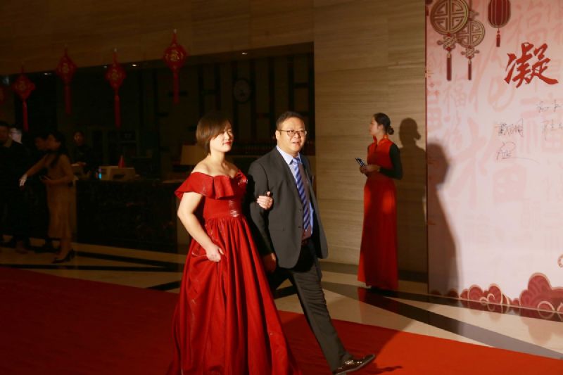 “凝心聚力 ·砥礪前行”— 龍港集團(tuán)2020新春年會(huì)完美收官！