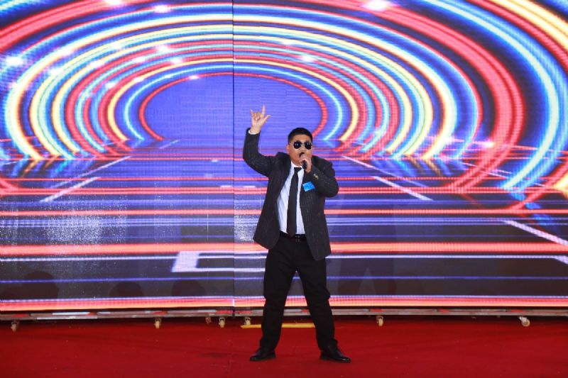 “凝心聚力 ·砥礪前行”— 龍港集團(tuán)2020新春年會(huì)完美收官！