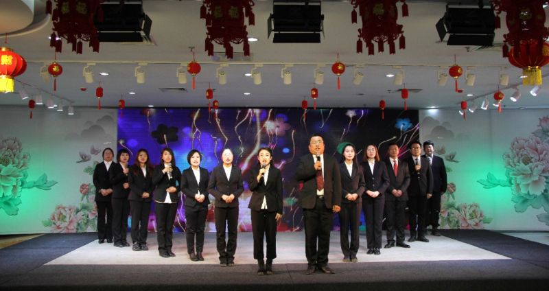 不忘初心 衷愫韶華——龍港集團(tuán)迎新春文化盛宴震撼來襲！